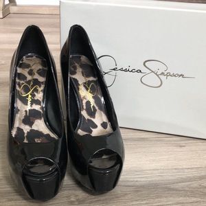 *SOLD* on Ⓜ️ Black Pumps